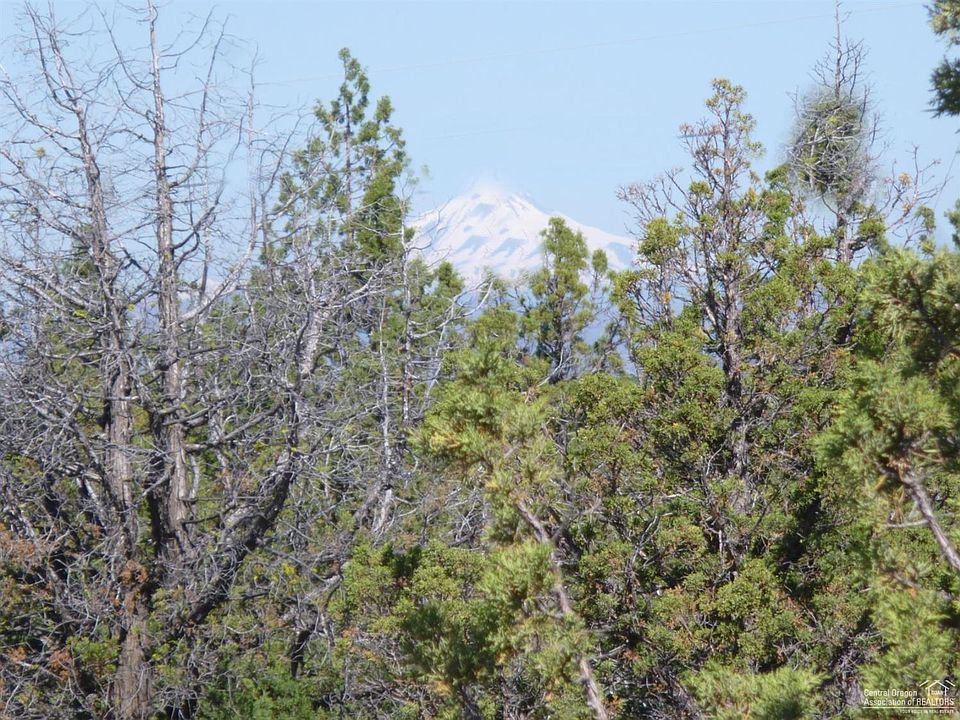 2nd image of 5936 SE Jerry Dr
