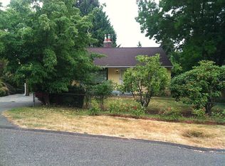 3737 NE 130th St, Seattle, WA 98125