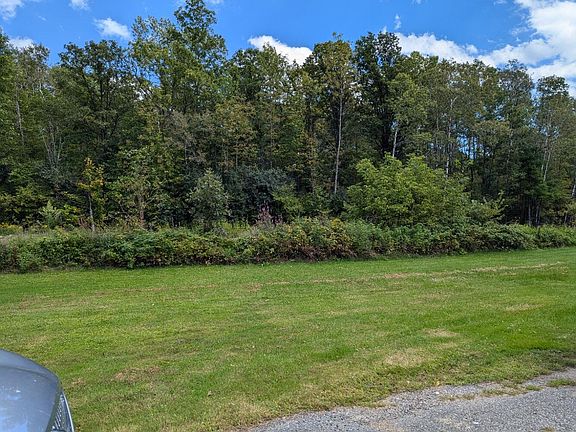 5th image of 22 Joyce Ln