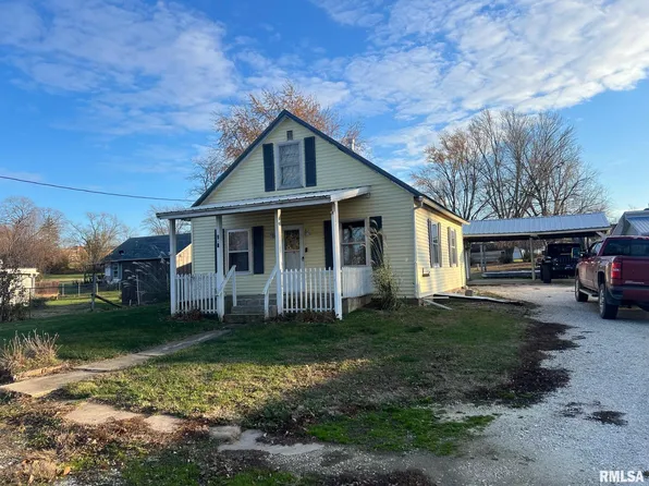 211 W Webster St, Griggsville, IL 62340