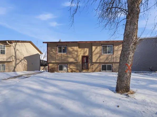 941 104th Ave NW, Coon Rapids, MN 55433