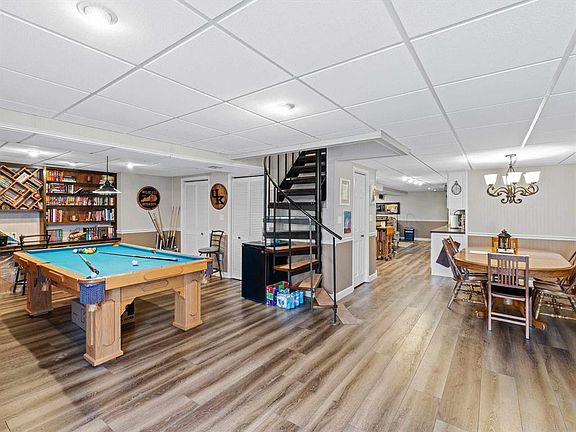 2nd image of 4709 Forest Dr