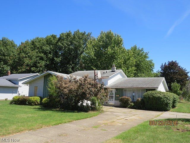 1st image of 8671 Ashwood Dr