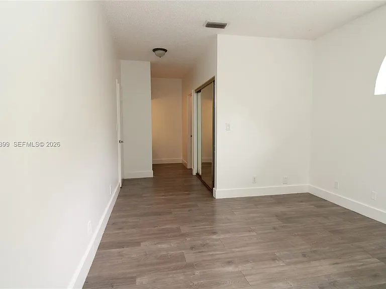 1423 Avon Ln #210 — Photo 10