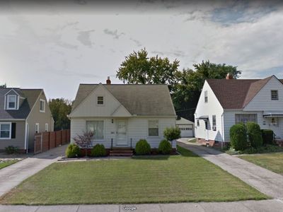 2411 Russell Ave, Parma, OH, 44134