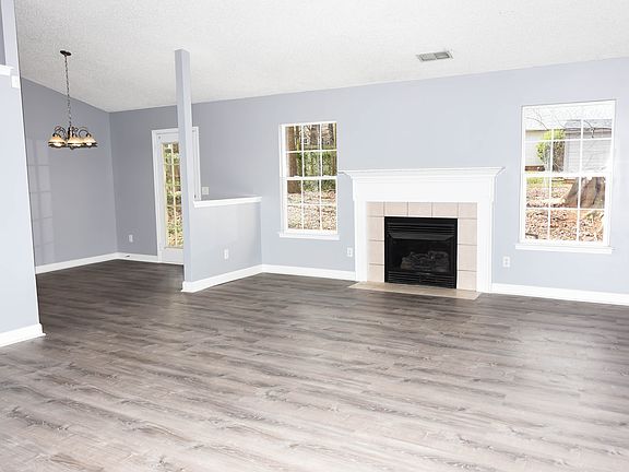 2nd image of 2252 Mancke Dr