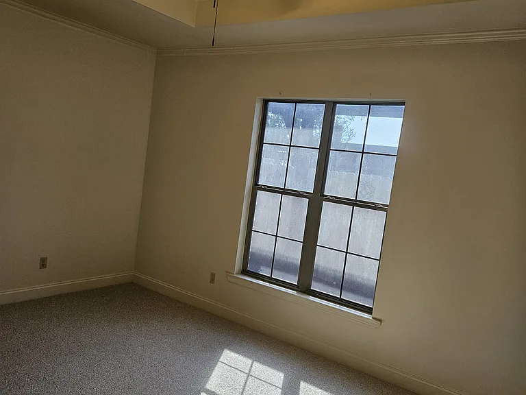 115 Oakbend Dr — Photo 17