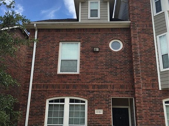 2nd image of 305 Holleman Dr E APT 1101
