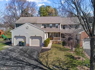 21 Greythorne Rd, Lancaster, PA 17603