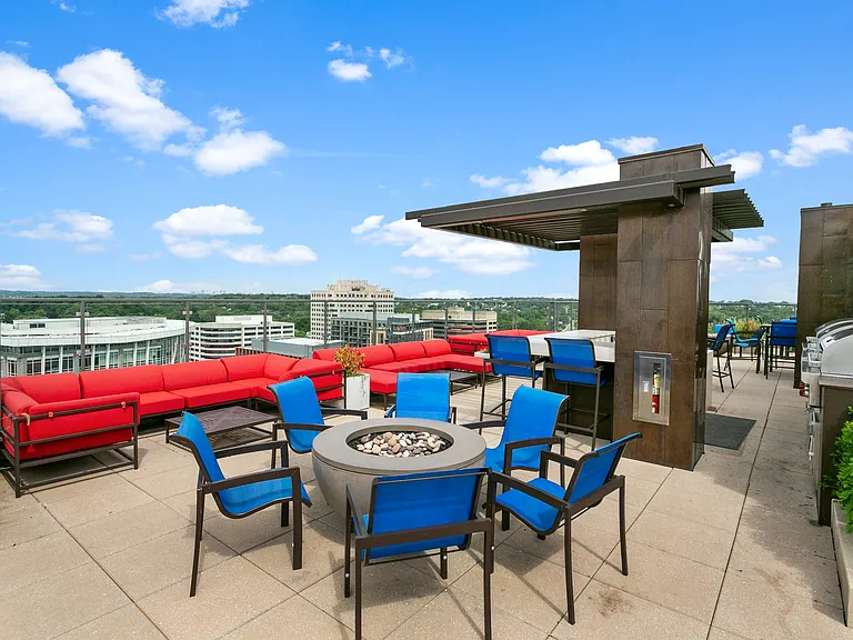 Outdoor fireplace