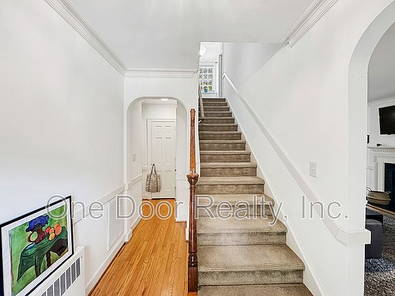 4th image of 209 Indian Springs Rd