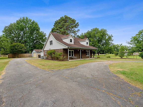 2nd image of 65 Old Somerville Rd