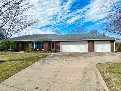 803 E McKinsey Pl, Moberly, MO, 65270