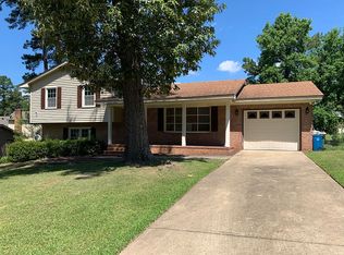 1146 Vesper Ln, Fayetteville, NC 28311