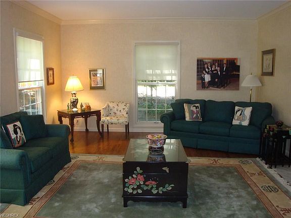 4th image of 3 Hunting Hollow Dr