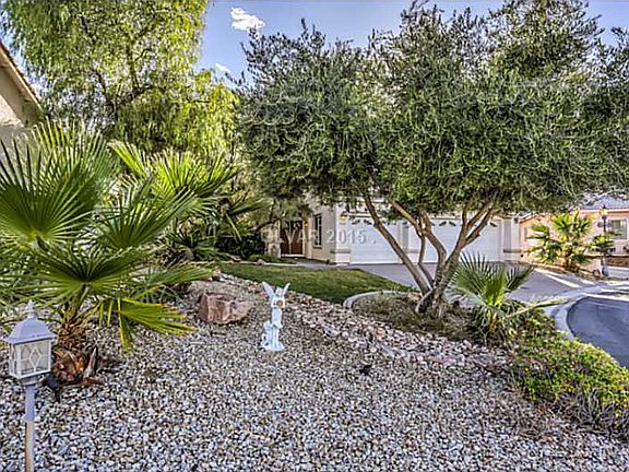 3rd image of 7925 Castellon Ct