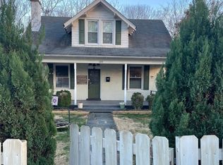 329 Myrtle Ln, Altavista, VA 24517