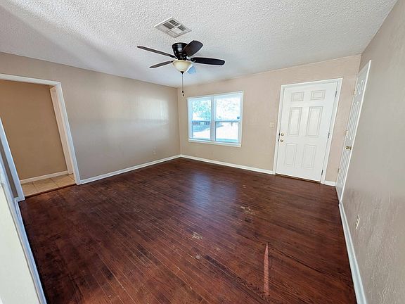 4th image of 5600 S Rockwood Ave