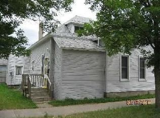 162 Hamilton St, Winona, MN 55987