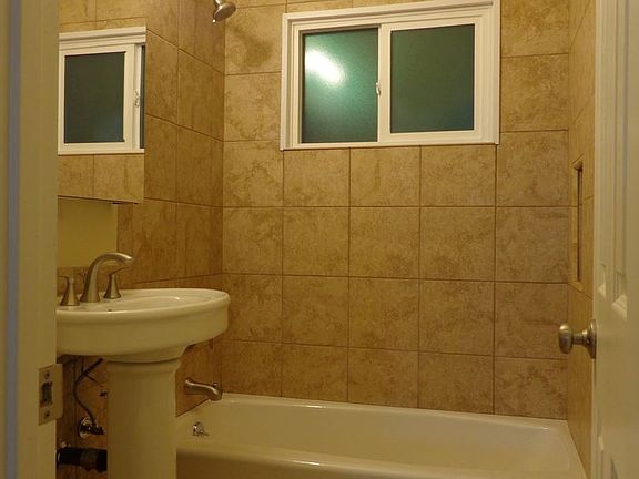 4th image of 4773 Mission Blvd APT E