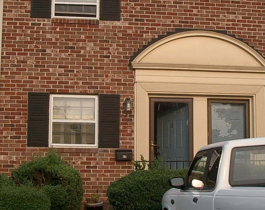 9E Yorktown Condo