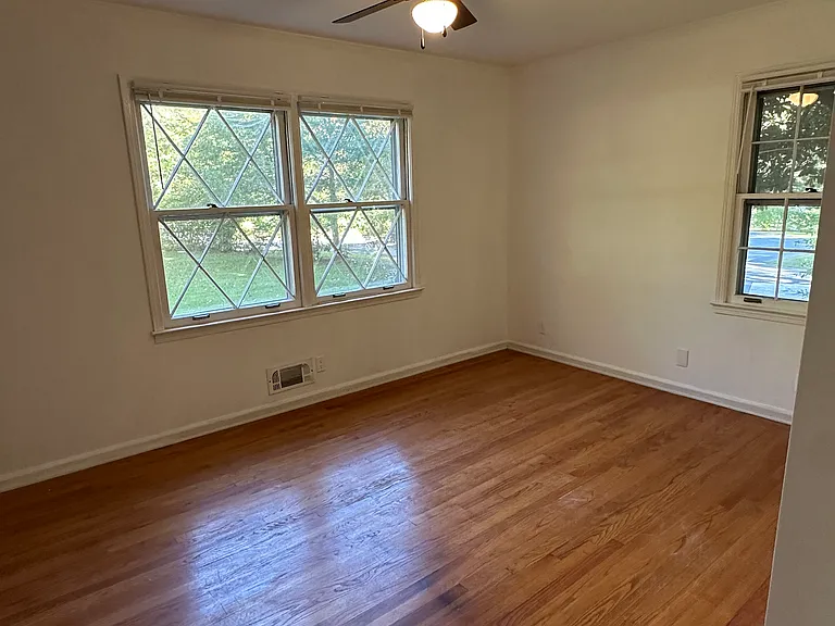 5400 Francis Dr SW — Photo 5