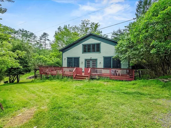 1196 Route 590, Lackawaxen, PA 18428