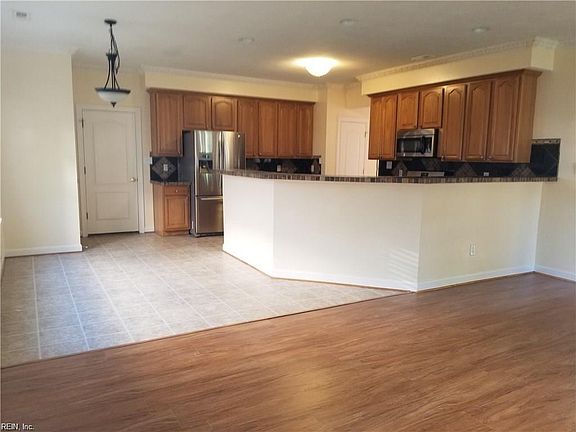 3rd image of 1761 Eleni Ct