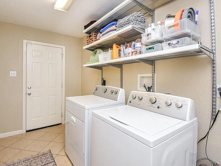 5602 McKnight St — Photo 28