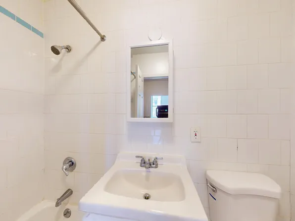 692 9th Avenue image 5 of 6