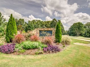 4472 Longmead Rd, Flowery Branch, GA 30542