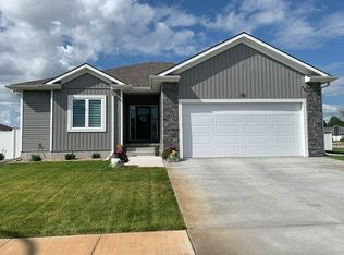 312 3rd St, Columbus, NE 68601