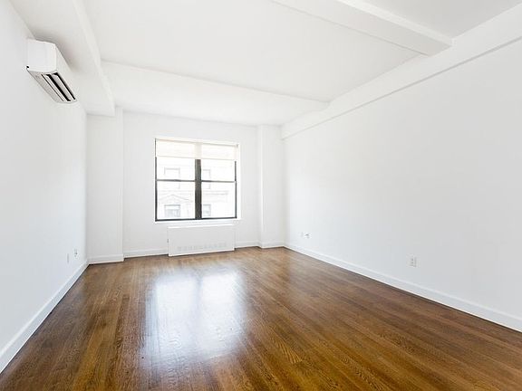 2nd image of 212 W 91st St APT 1421