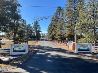 2261 Hanging Tree Ln, Overgaard, AZ 85933