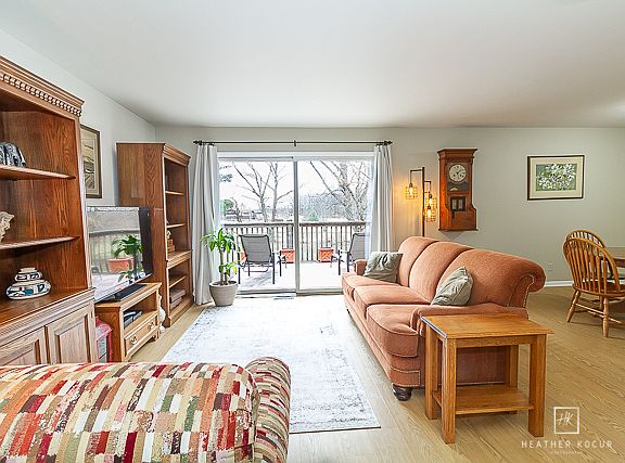 3rd image of 724 Cynthia Dr