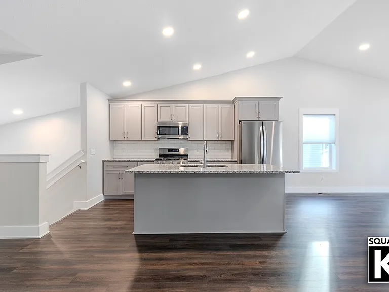 13898 Westwood Ln — Photo 1