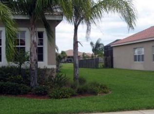 2088 Grey Falcon Cir SW, Vero Beach, FL 32962