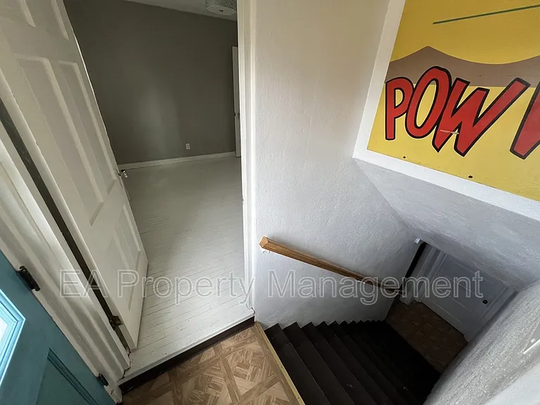 411 Wellesley Dr SE — Photo 9