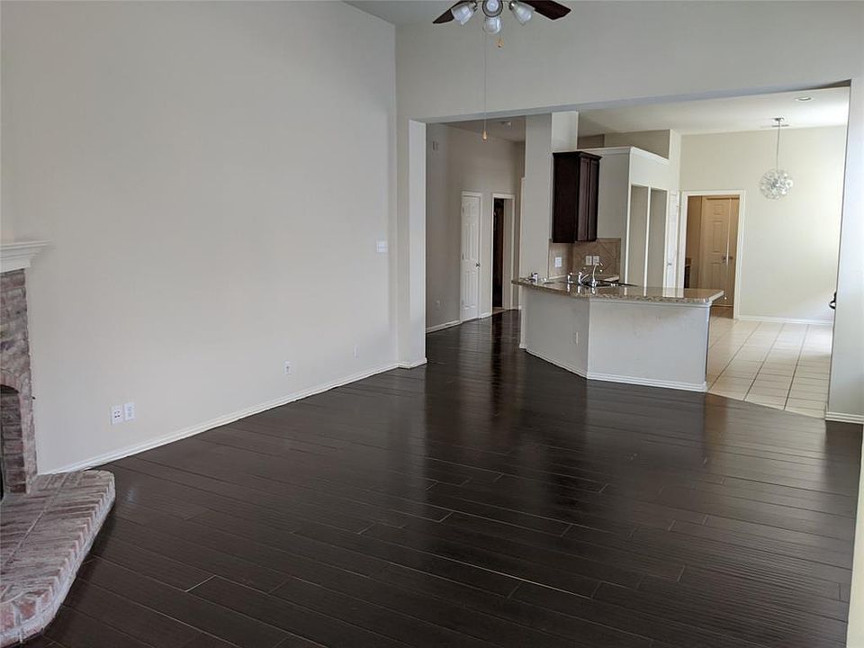 1st image of 1907 Fair Parke Ln