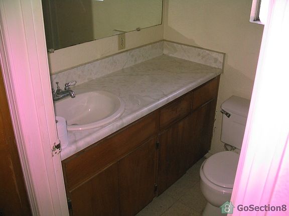 4th image of 1031 N Mountain View Ave APT B