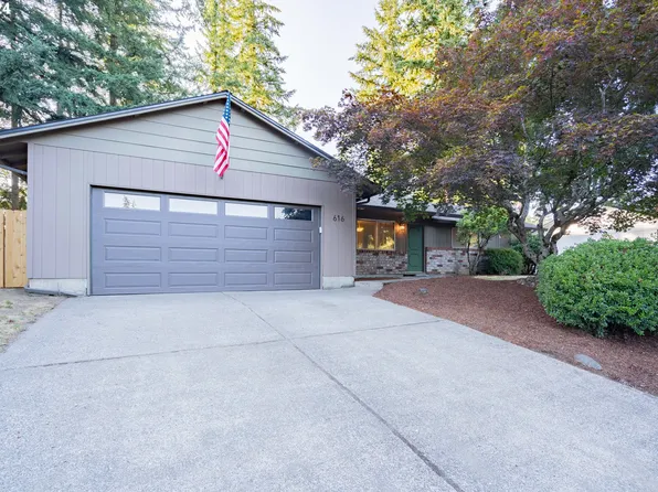 616 NE 144th Ave, Vancouver, WA 98684