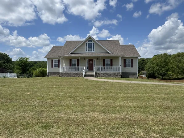 2195 Chester Harris Rd, Woodlawn, TN 37191