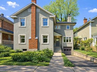 4059 Highland Ave, Montraal, QC H3Y 1R4