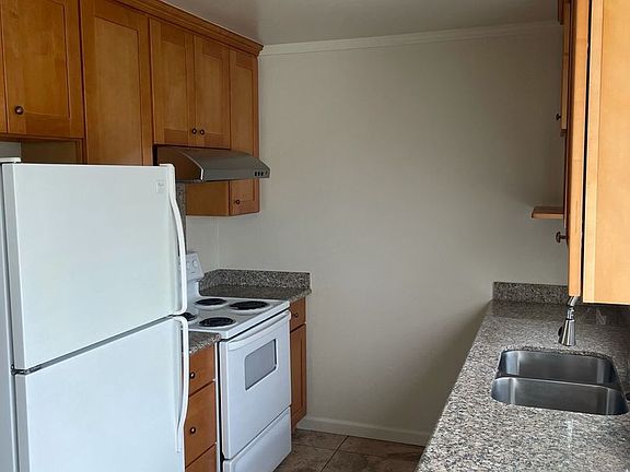 3rd image of 130 Kiely Blvd #4