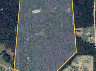 2445 Sandridge Church Rd, Grand Ridge, FL 32442