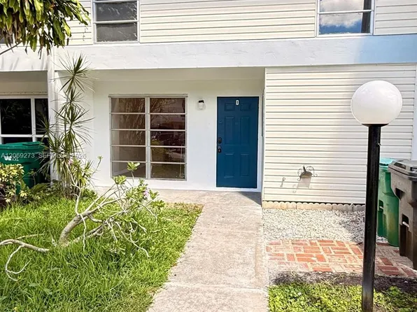 3301 Raleigh St, Hollywood, FL