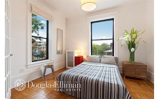 Sold by Douglas Elliman | media 14