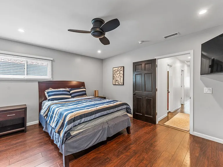 1537 El Prado — Photo 15