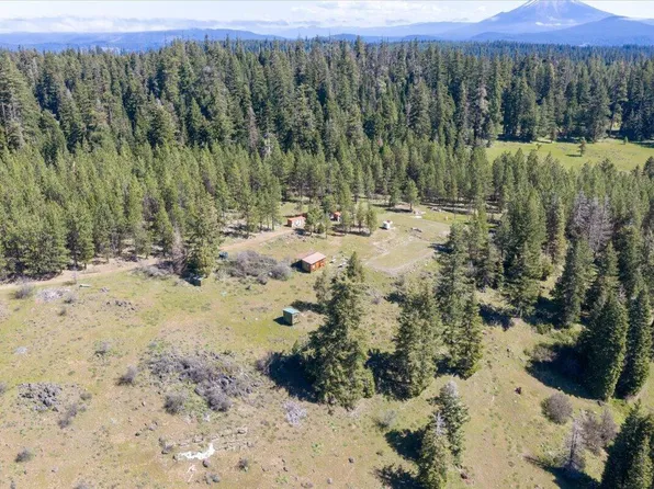 13889 Dead Indian Memorial Rd, Ashland, OR 97520