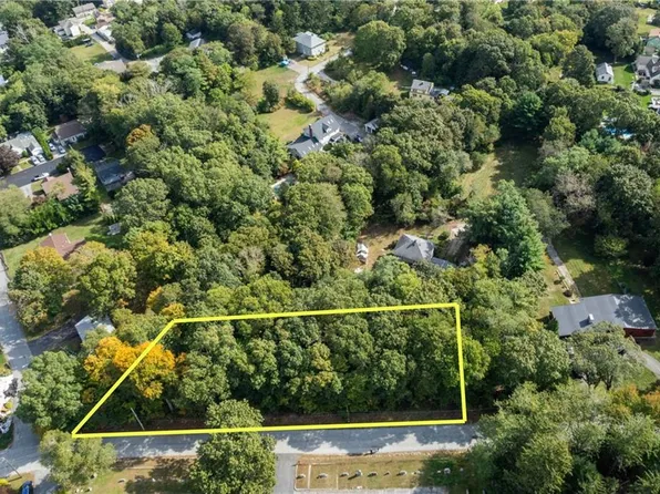 31 Brown St, Coventry, RI 02816